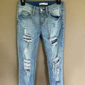 Low rise skinny jeans